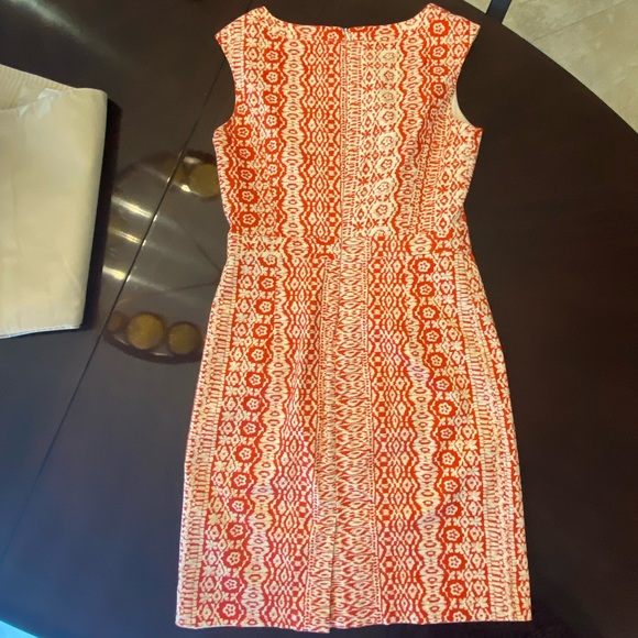 Classy dress - Picture 3 of 6